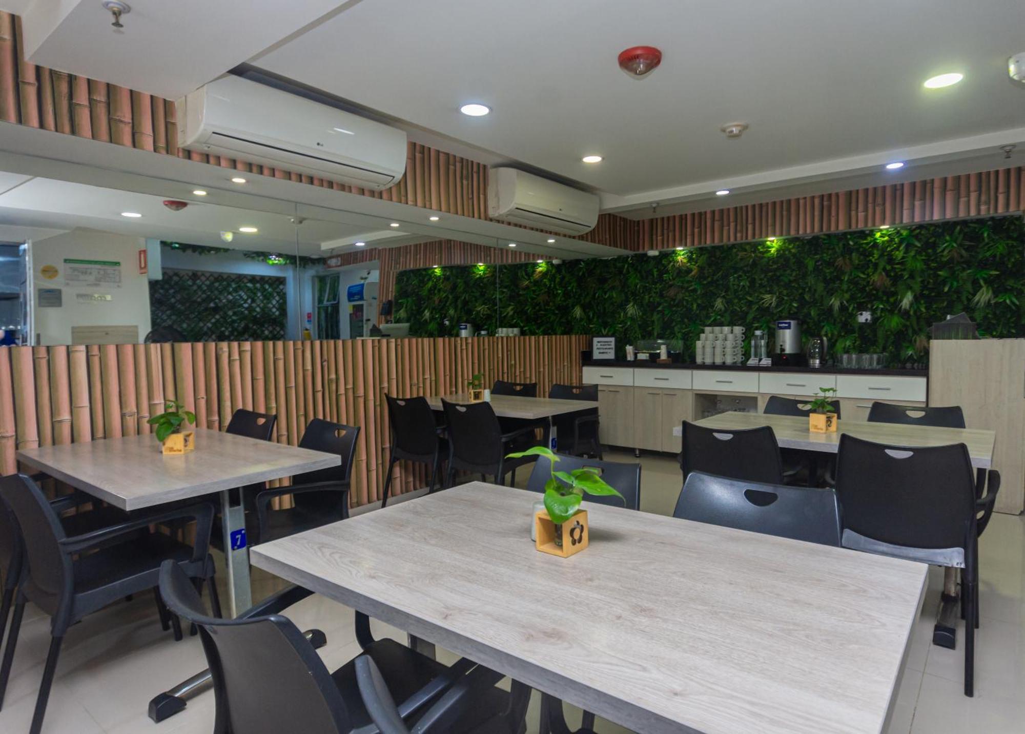 Laureles Plaza 4* Medellín